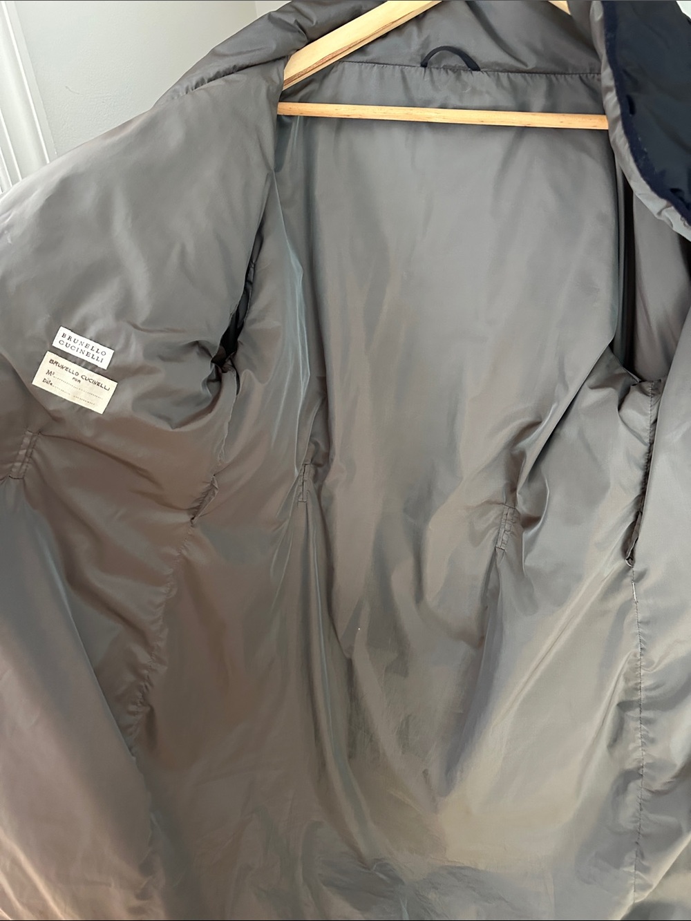 Brunello Cucinelli Charcoal Gray Quilted Puffer Coat with Knit Sleeves - Picture 5 of 5